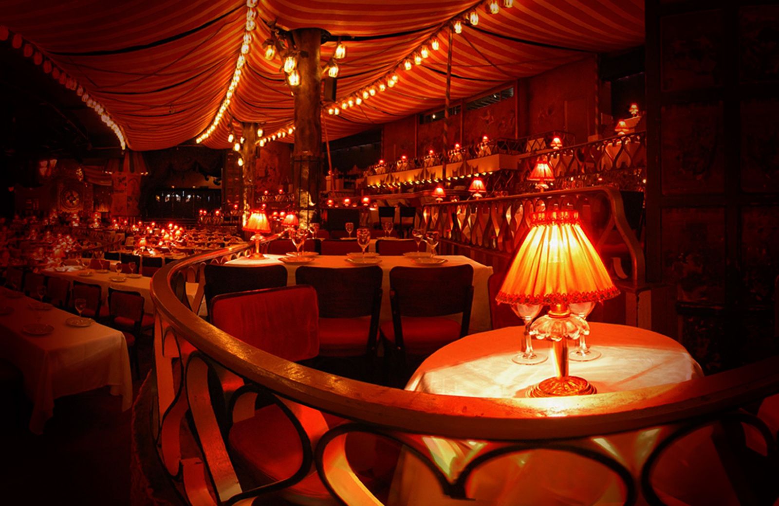 Photo ©Le Moulin Rouge Salle du Moulin Rouge