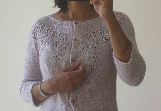 Tuto : Sauver un gilet qui baille entre les boutonnières