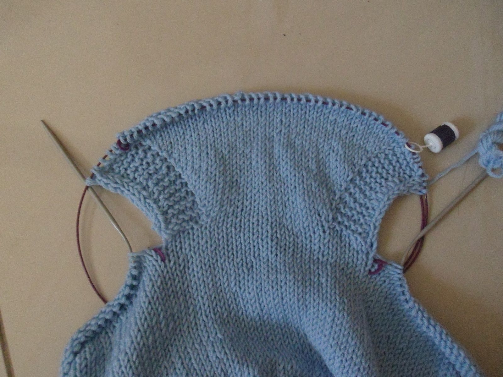 Tuto : faire une poche kangourou en top down