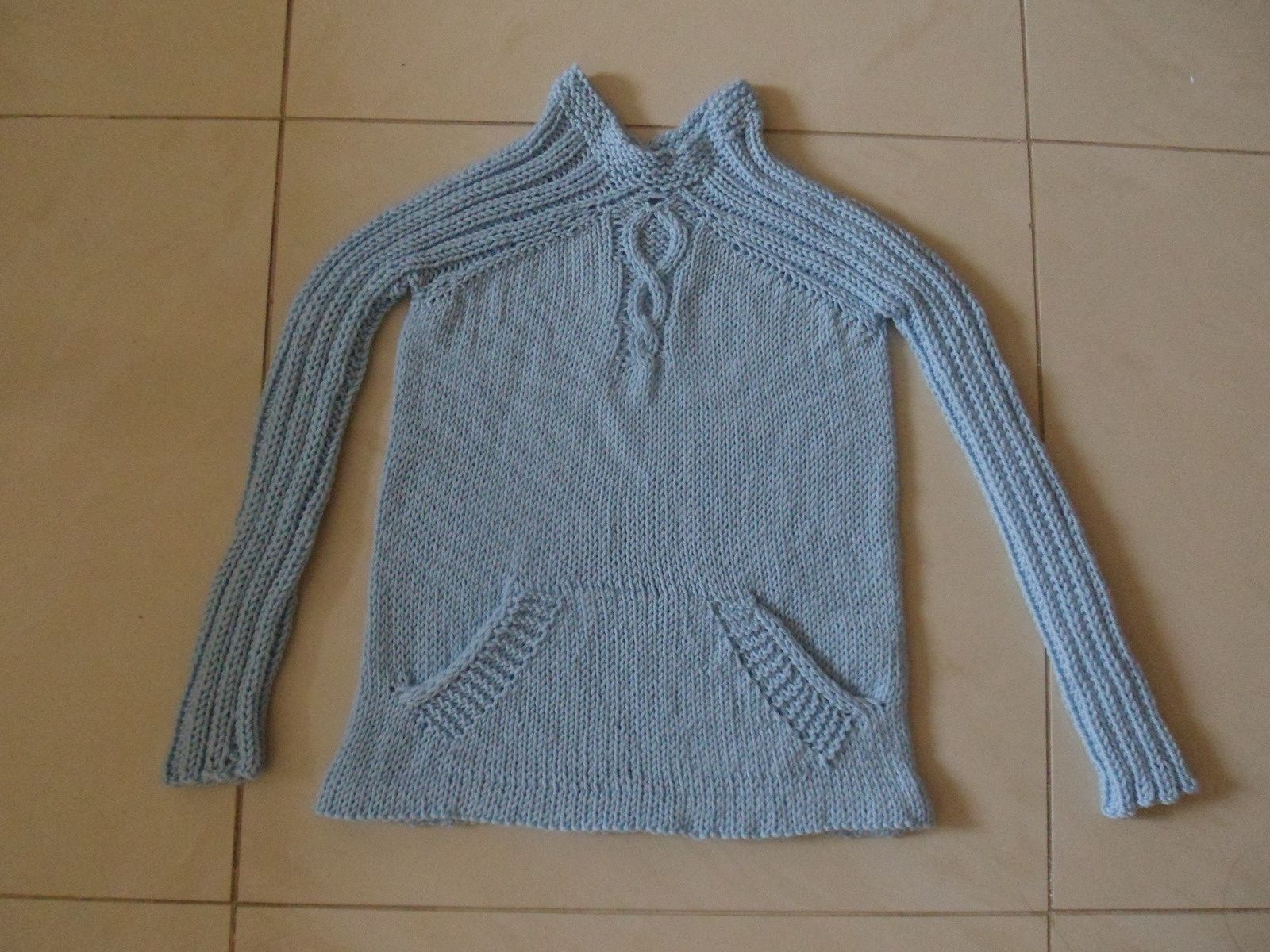 Tuto : faire une poche kangourou en top down