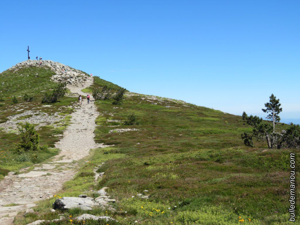Combien De Temps Pour Monter Au Mézenc Le Mont Mézenc 1 : de la croix de Peccata à la croix du Mézenc / Balade en Haute-Loire - Dans la Bulle de Manou
