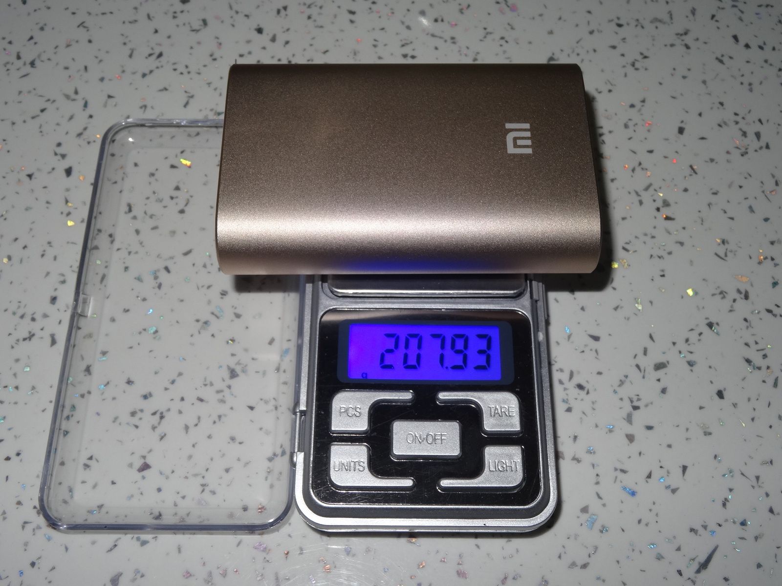 Test de la batterie de secours MI &quot;Xiaomi Pocket 10000mAh Mobile Power Bank&quot; GEARBEST