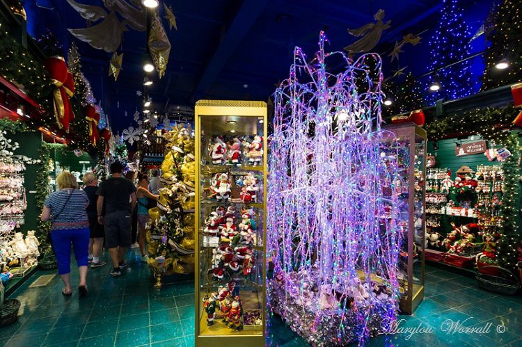 Québec ville : La boutique de Noël - Tradition - Voyages - Vie