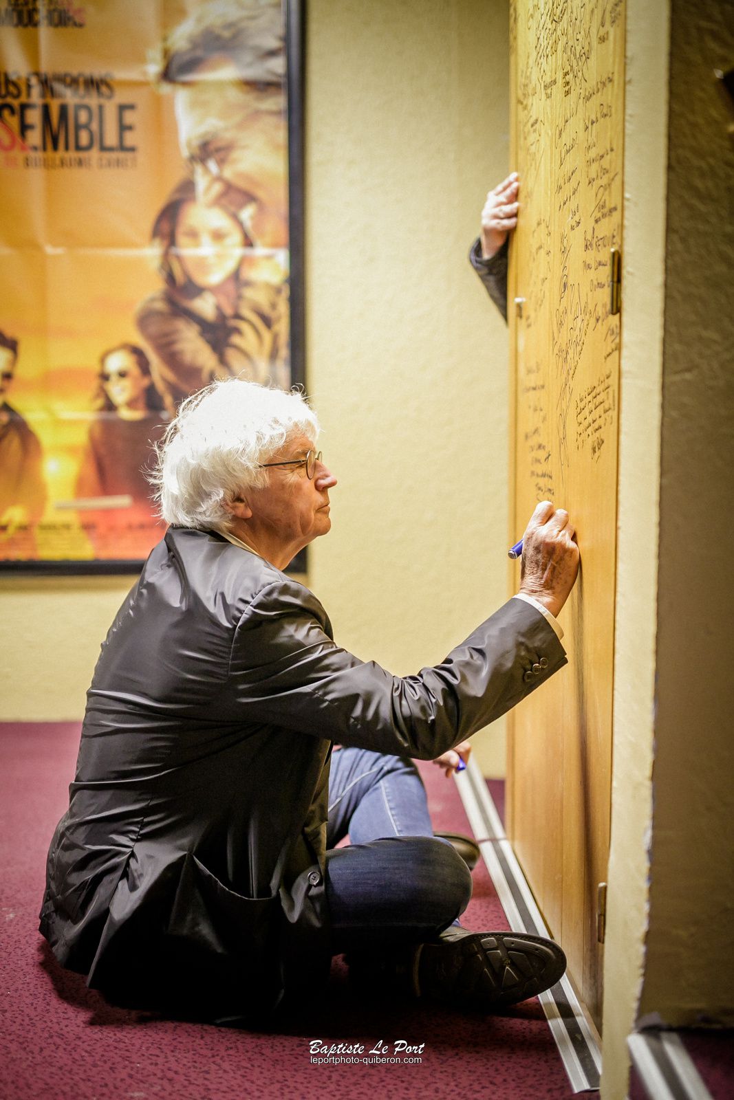 27 avril - Eloïse D'Ormesson et Jean Jacques Annaud au Paradis lors du salon du livre de Quiberon