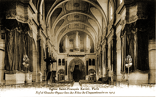 Nef et grandes orgues lors des fêtes du cinquantenaire en 1924