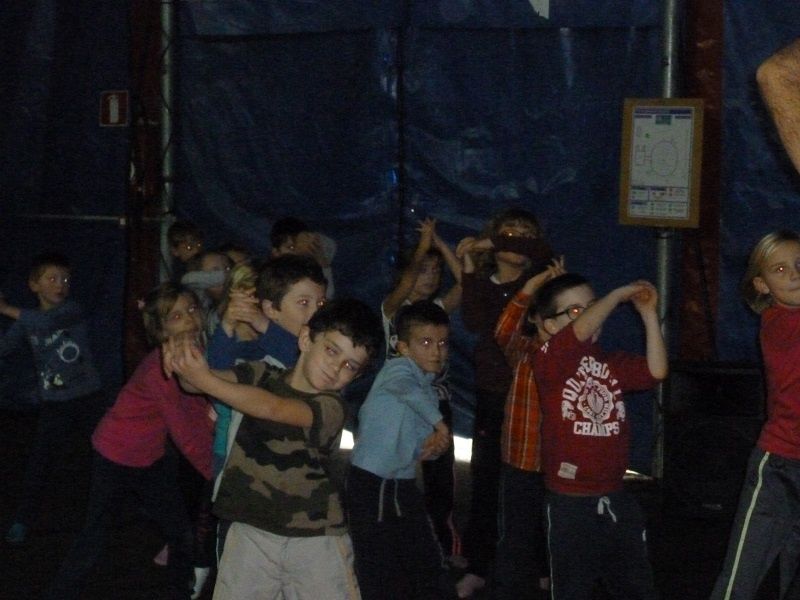Les CP et CE1 à l'école du cirque