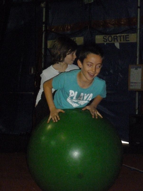 Les CP et CE1 à l'école du cirque