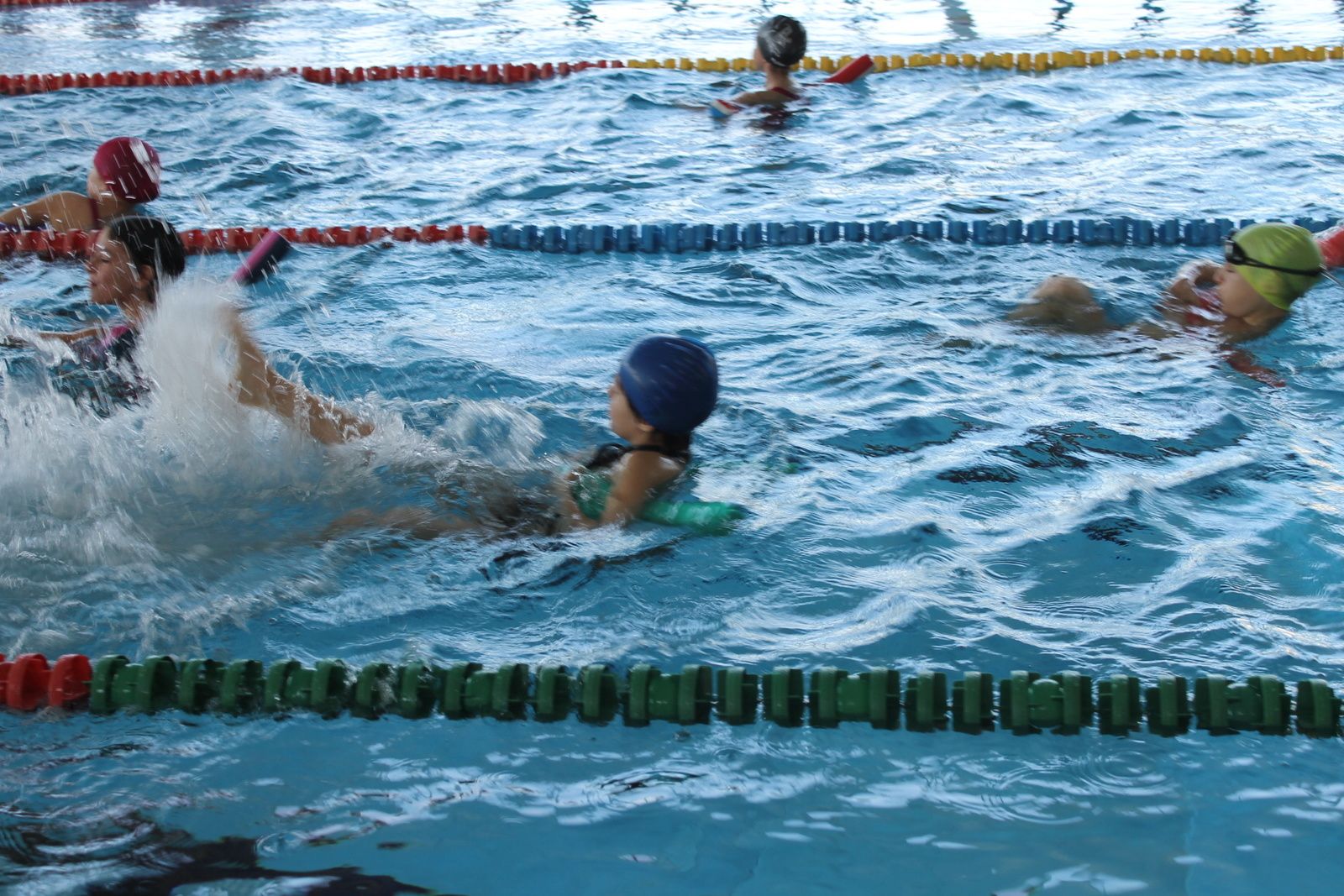 Dernière séance de piscine pour les CE2
