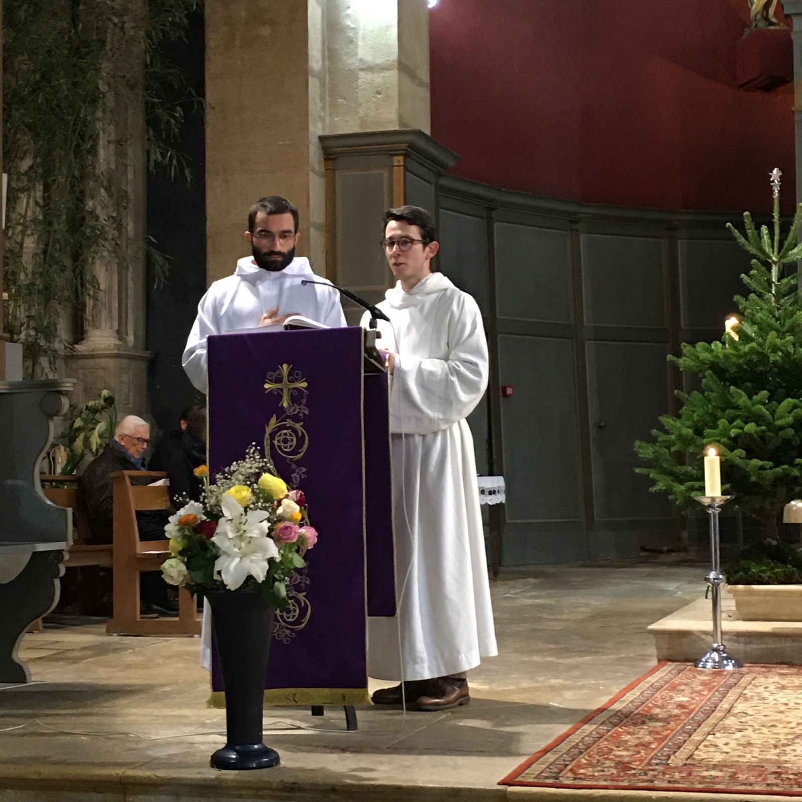 007 Maison saint François de Sales _________________________________ Paroisse de la Nativité