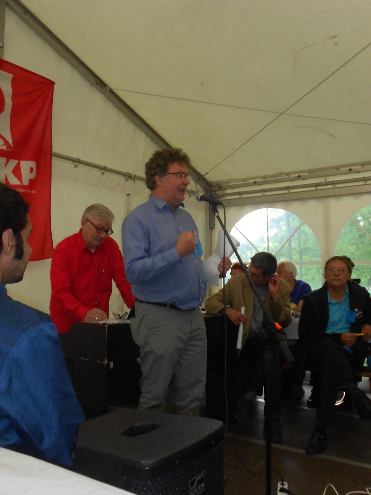 La fête du journal « Unsere Zeit » (1er au 3 juillet 2016) Fête Fraternelle du Parti communiste allemand - DKP