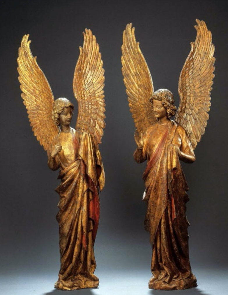 1. France, 1270 Anges dits de Saudemont Bois doré et argenté - H. 135 cm Arras, Musée des Beaux-Arts Photo : Base Musenor