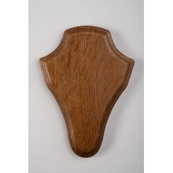 Ecusson pour trophée de chasse, massacre version G, fabrication UBM en Côte d'Or