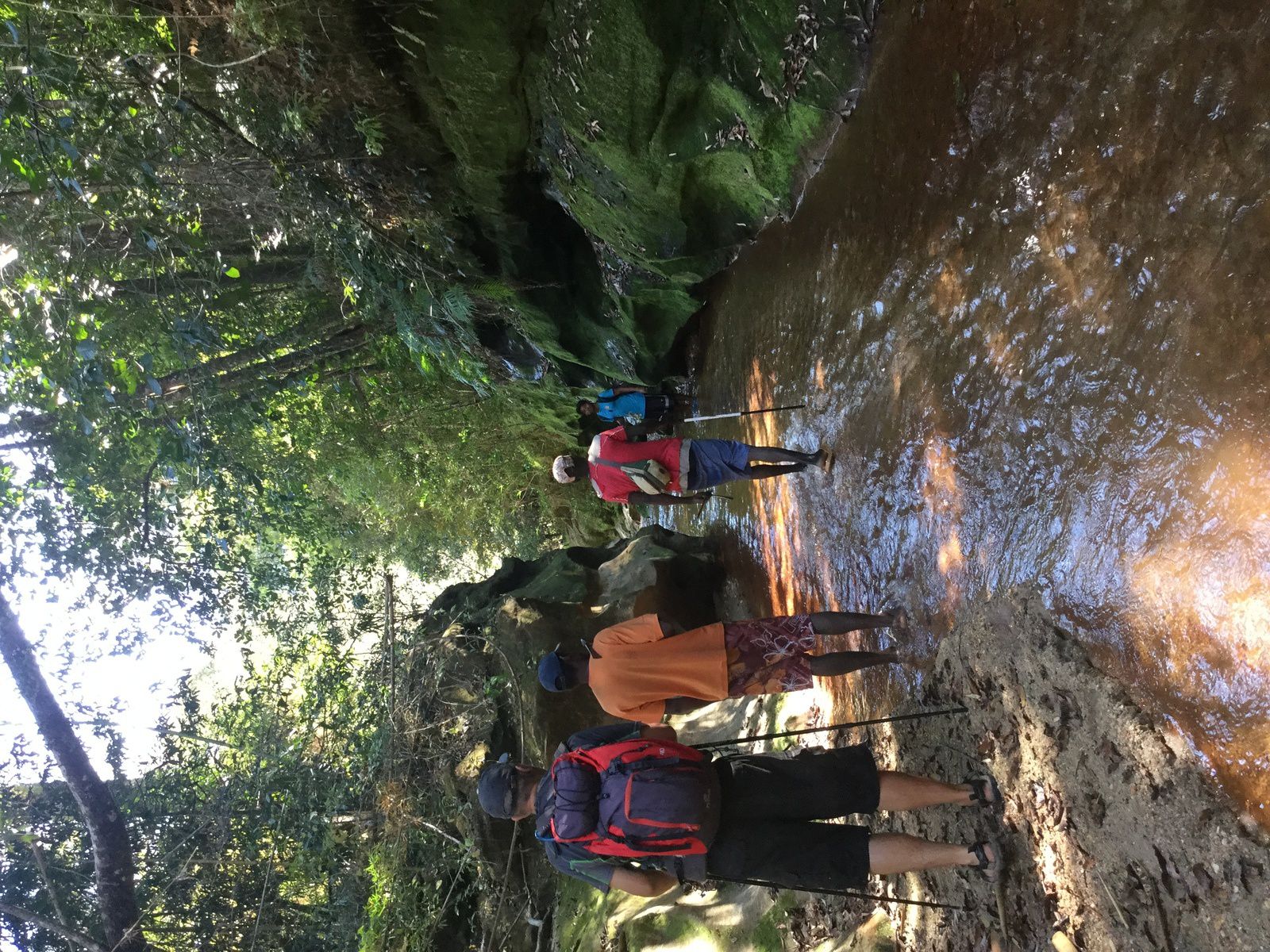 andringitra, makay, trekking, trekking madagascar, trekking makay, trekking andringitra, trekking tsaranoro, parc anja, ifaty, parc isalo, pic bobi, imarivolanitra