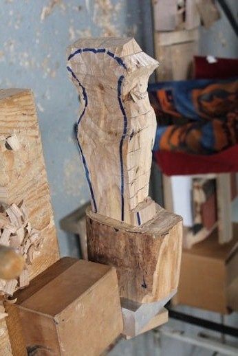 un beau buste stylisé ..... à suivre !!!