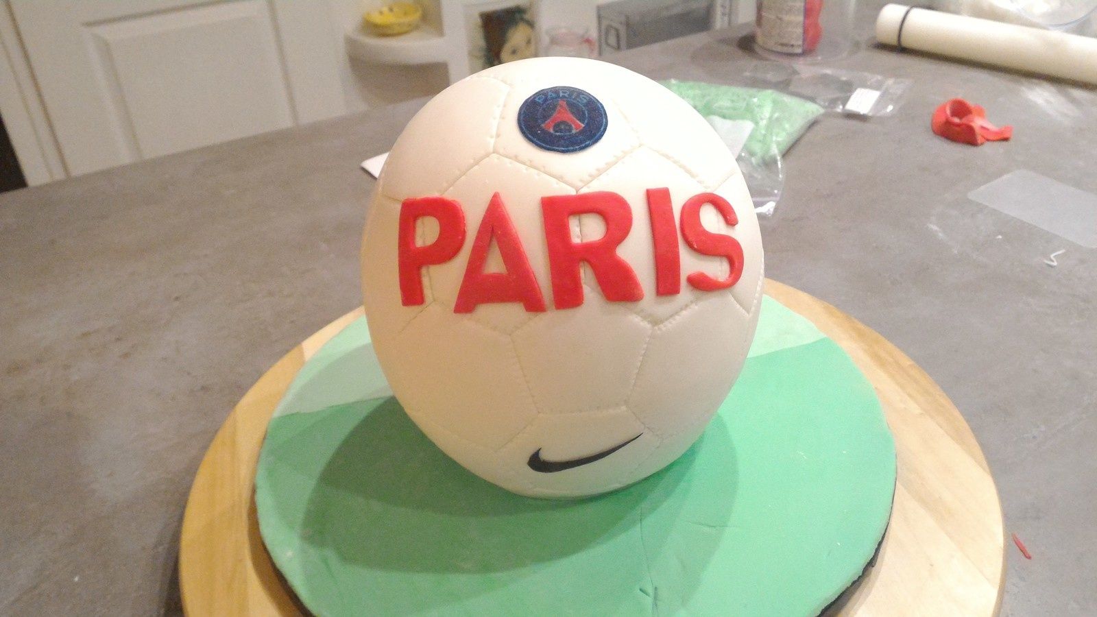 GATEAU BALLON DE FOOT - PSG - DI MARIA - AAcook