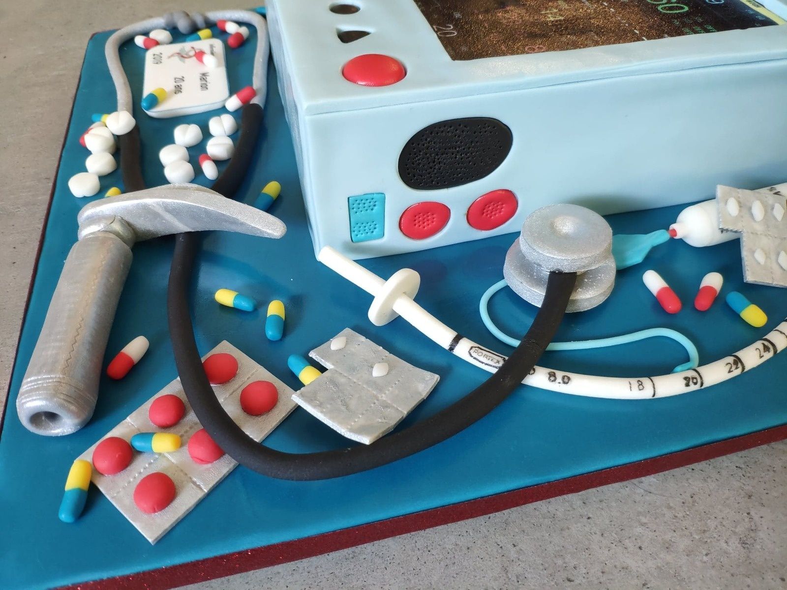 Gateau Eleve Infirmiere En Reanimation Nurse Cake cook Gateau Eleve Infirmiere En Reanimation Nurse Cake cook