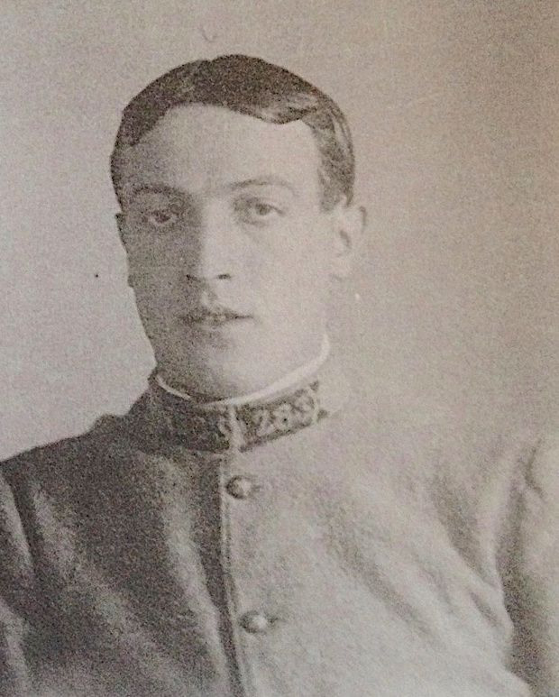 Poggiolais sous l'uniforme