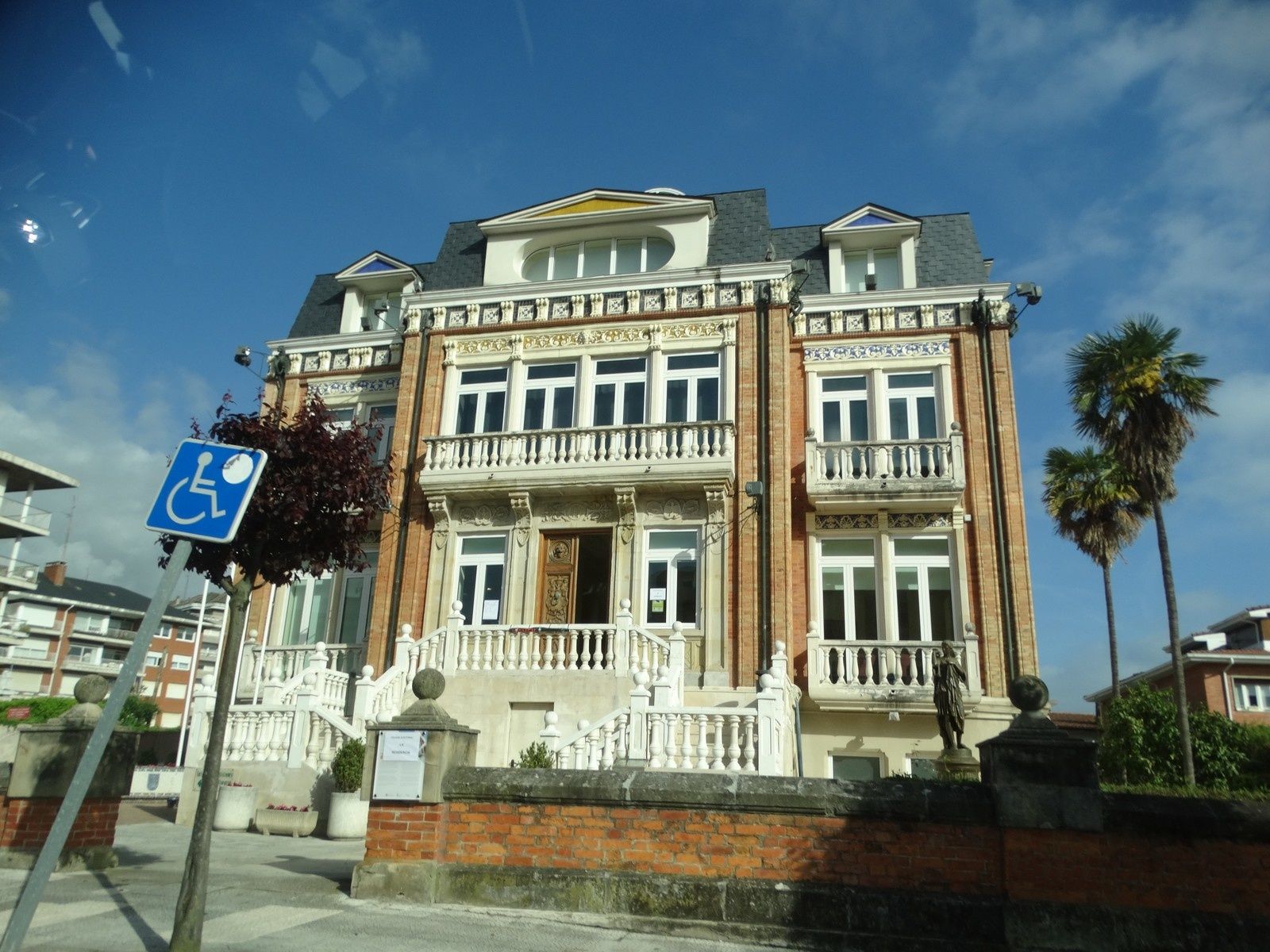 La Residencia, castro Urdiales