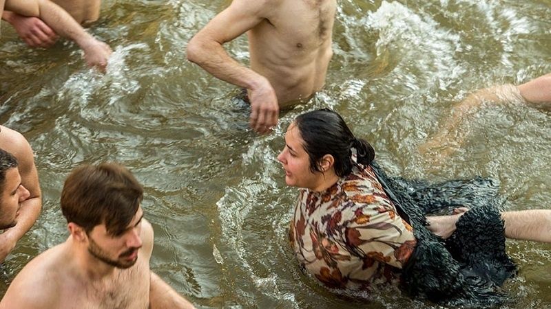 Résultat de recherche d'images pour ""Dieu existe, son Nom est Petrunya" ("Teona Strugar Mitevska photos"