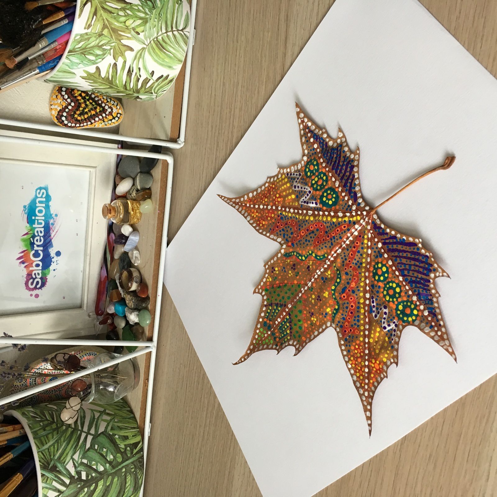 Peinture sur feuille d'arbre - DIY bricolage deco d'automne noël