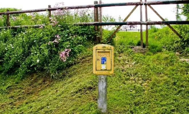 Heureux qui comme moi a fait un court voyage