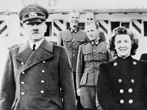Hitler se serait enfui en Argentine, affirme un ex-agent de la CIA
