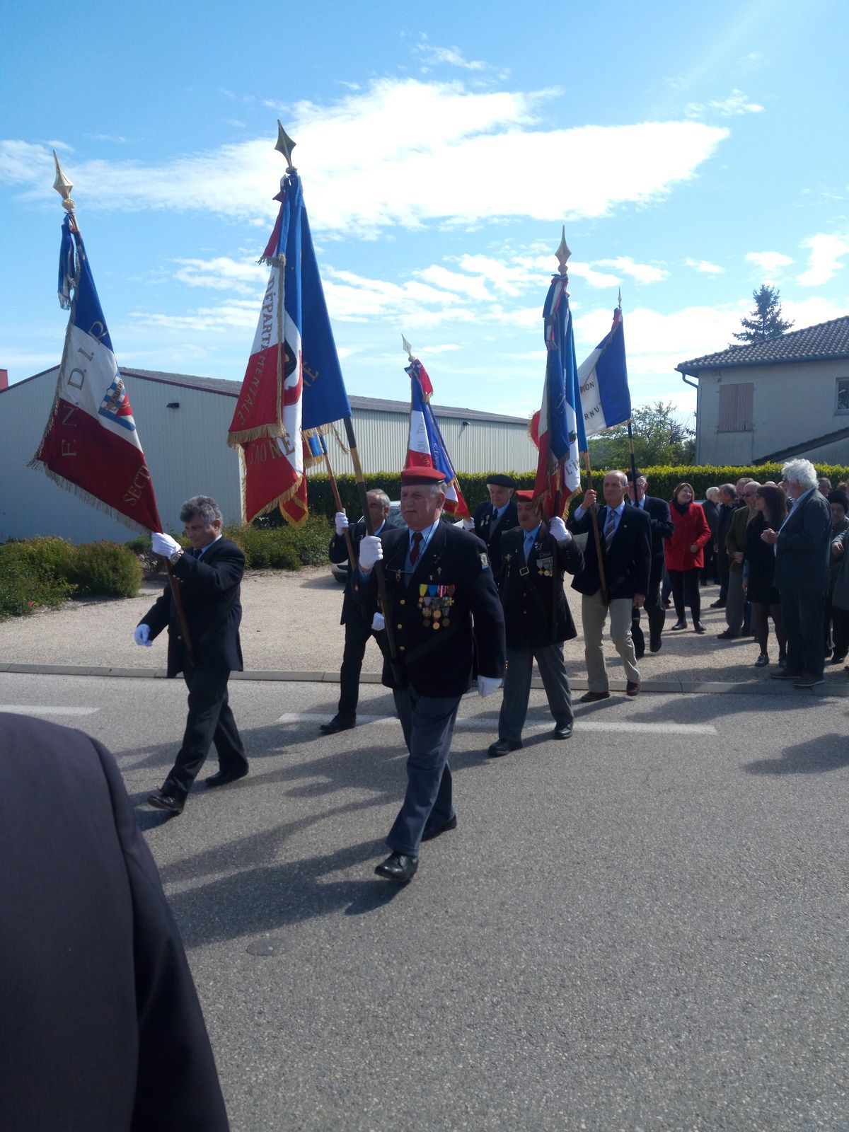 Grégory Baudouin, Président, et le Cercle Jean Moulin étaient présents à la journée nationale des martyrs et héros de la Déportation à Tournus 71 (les photos)