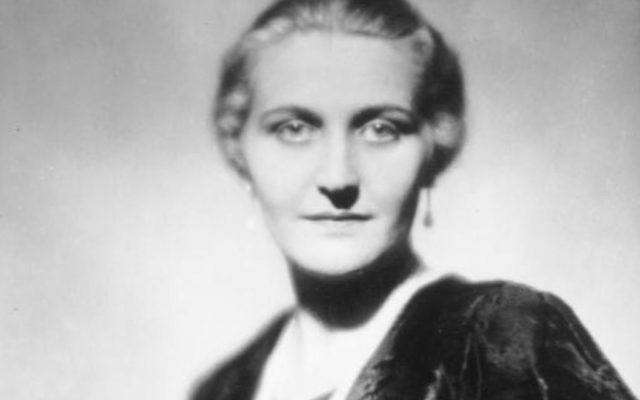 Magda Goebels, troisième femme de Joseph Goebbels, entretint une longue relation adolescente avec Victor Arlosoroff, poéte et sioniste (Crédit : domaine public)