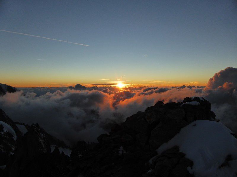 Alpinisme : Traversée Rochefort Jorasses : les Grandes Jorasses