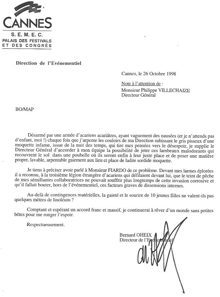 Problème de moquette dans nos bureau ! Lettre au Directeur Général... Ils nous l'ont changée, je dois l'avouer, dans la semaine !