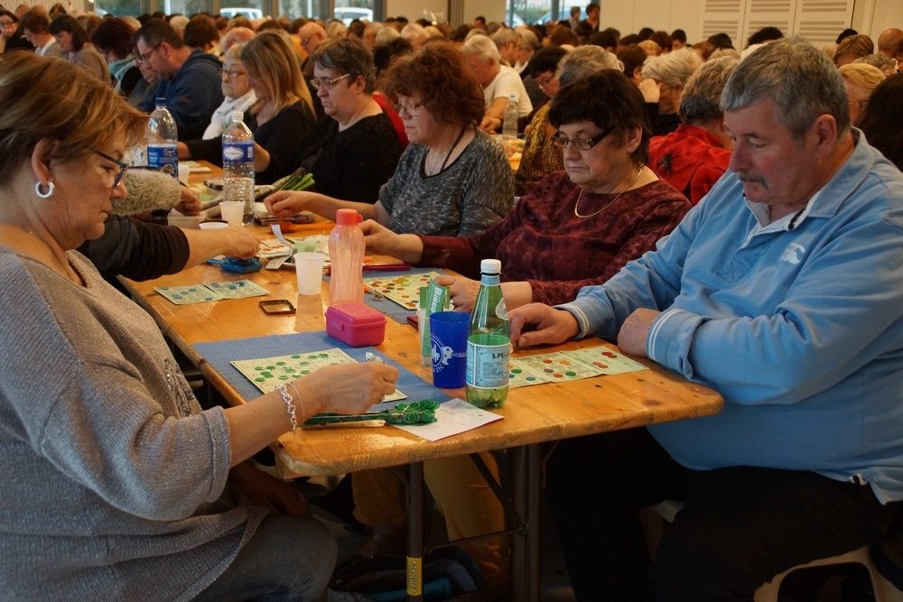 Près de 300 joueurs au loto du T.A.R
