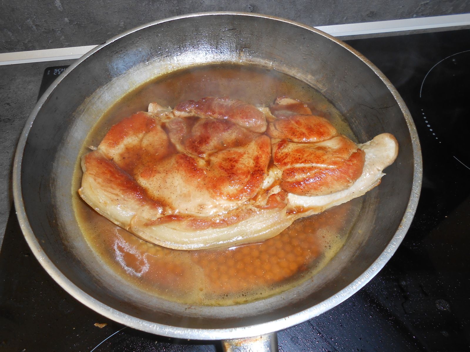 Rouelle de jambon miel et épices - lacuisinedecaro1.over-blog.com