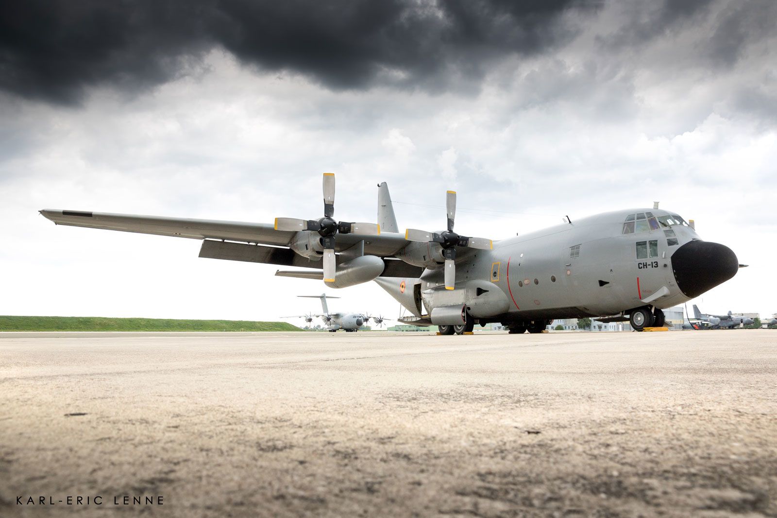 Le transport aérien militaire européen s'entraîne sur la BA 123 d'Orléans