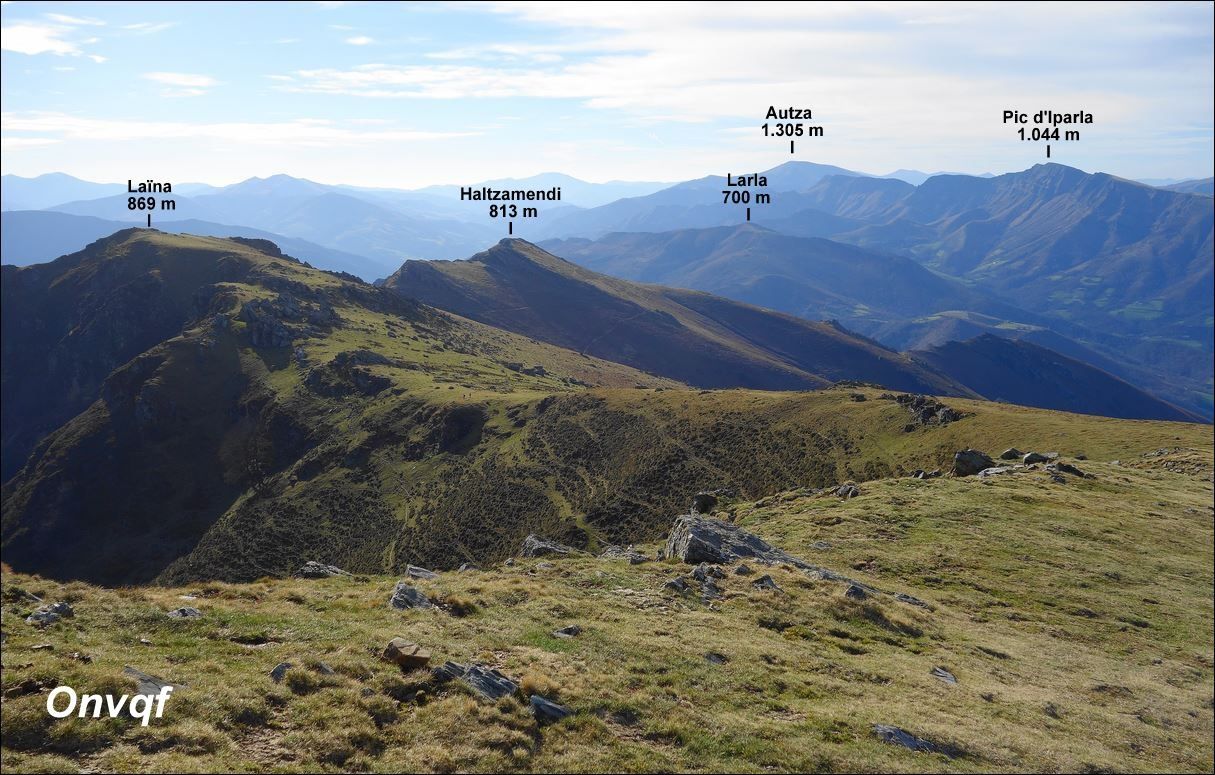 Tour du Baïgura ou Baygoura depuis Hélette (Pyrénées ...