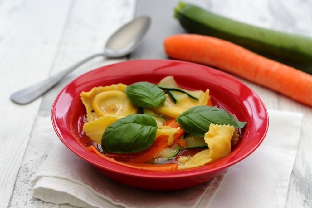 bouillon de ravioli aux tagliatelle de légumes