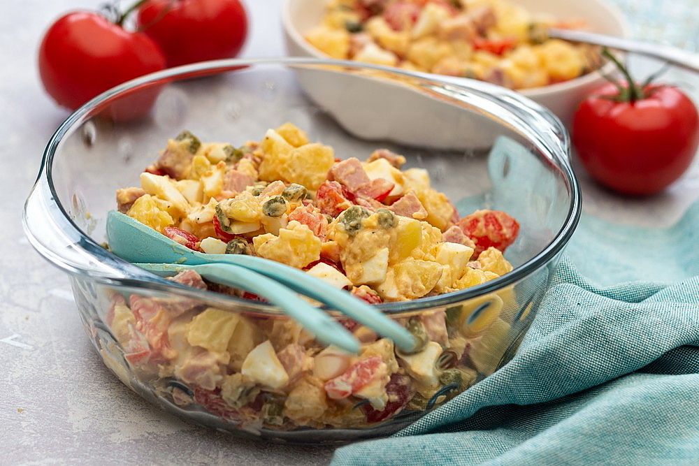 Que Fait Une Salade Avec Un Revolver Salade piémontaise maison - Amandine Cooking