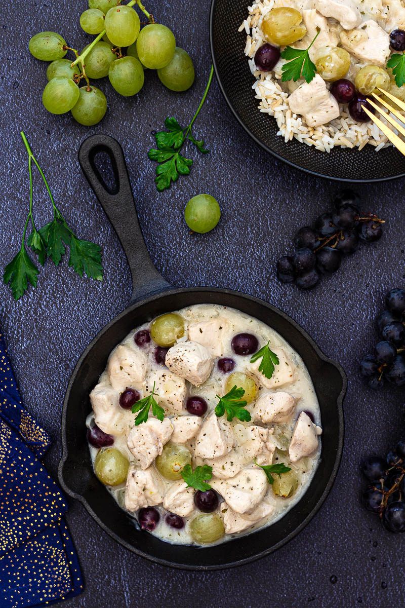 poulet aux raisins frais