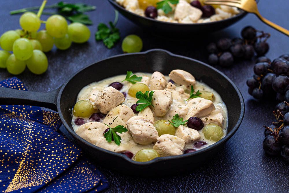 Recette Poulet au raisin frais - La cuisine familiale : Un plat