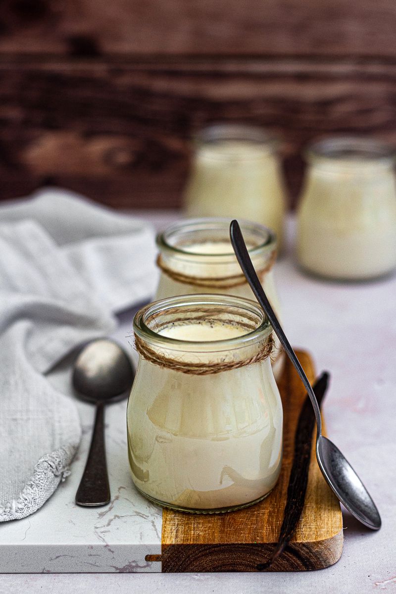 Yaourts à la vanille au four pour grande tablée - Recette i-Cook'in