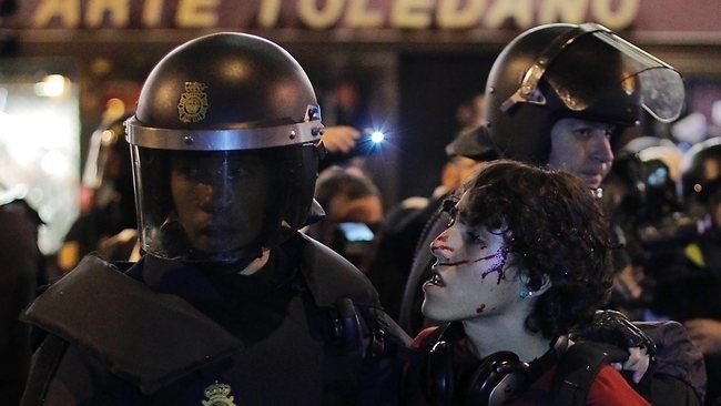 [Vidéo] Espagne - La loi muselière