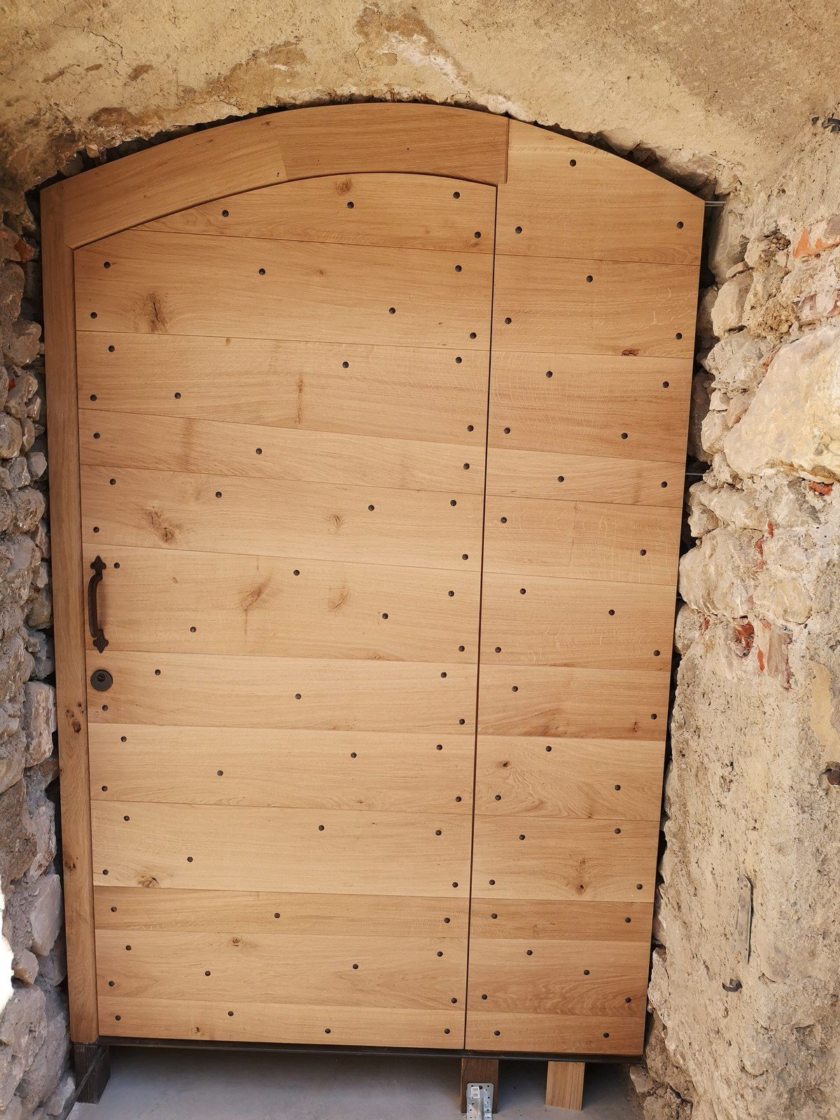 Haut de la qualité porte du panneau d'entrée en bois massif - Chine La porte  du panneau en bois, porte en bois massif