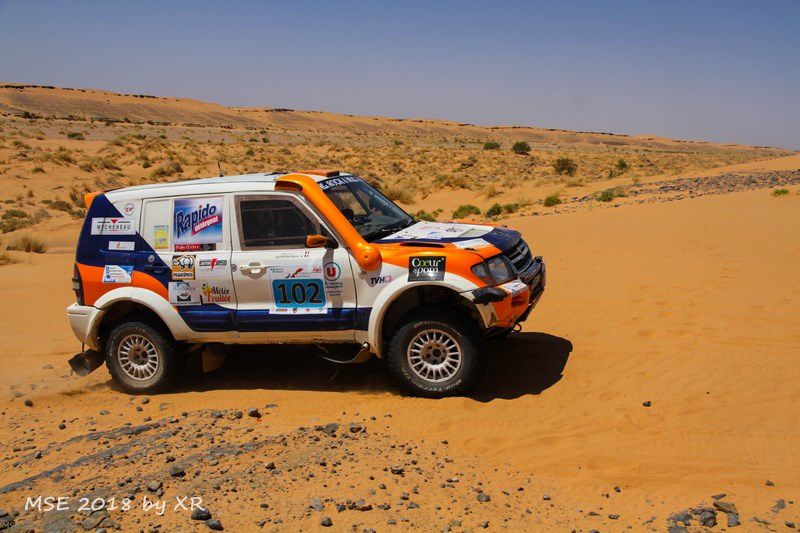 Les palmeraies, 200 kms de désert pour la première étape 6è édition du Morocco Sand Express