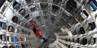 Monnaie de singes et profits