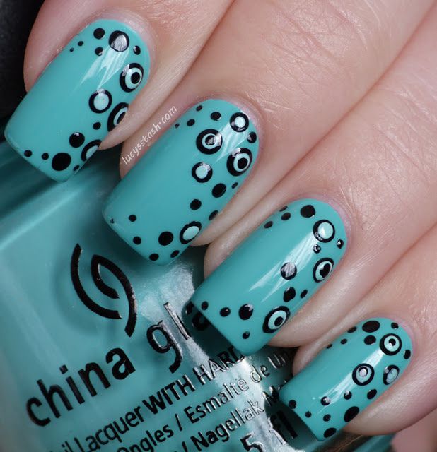 Lucy's Stash - Nail Art Dotticure with China Glaze Aquadelic