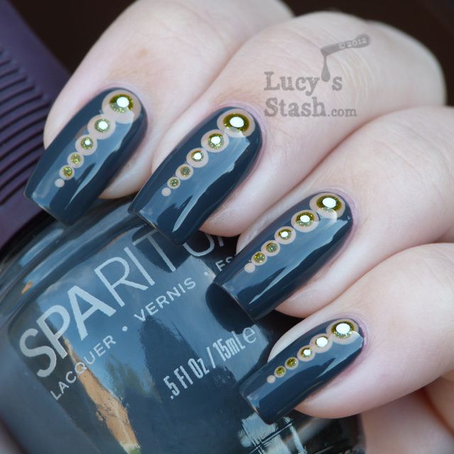 Lucy's Stash - Nail art dotticure with SpaRitual Basalt 