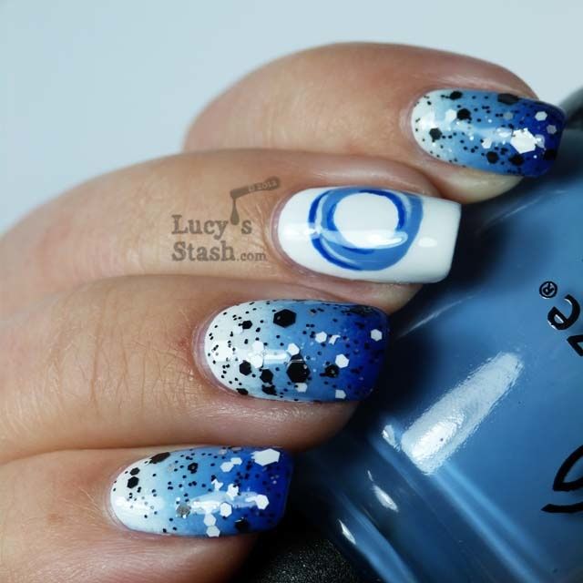 Lucy's Stash - Blue manicure for the World Diabetes Day