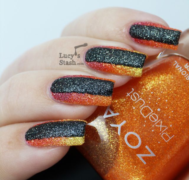 Lucy's Stash - Nail Art with Zoya PixieDust Summer polishes