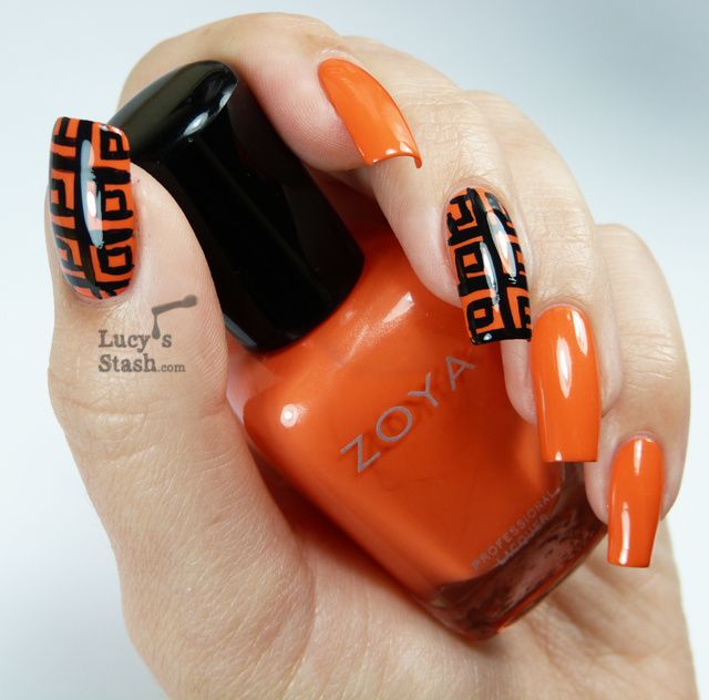 Lucy's Stash - Patterned Zoya Thandie nails with tutorial :)