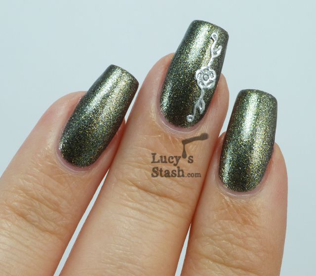 Lucy's Stash - A England Love Is Enough 