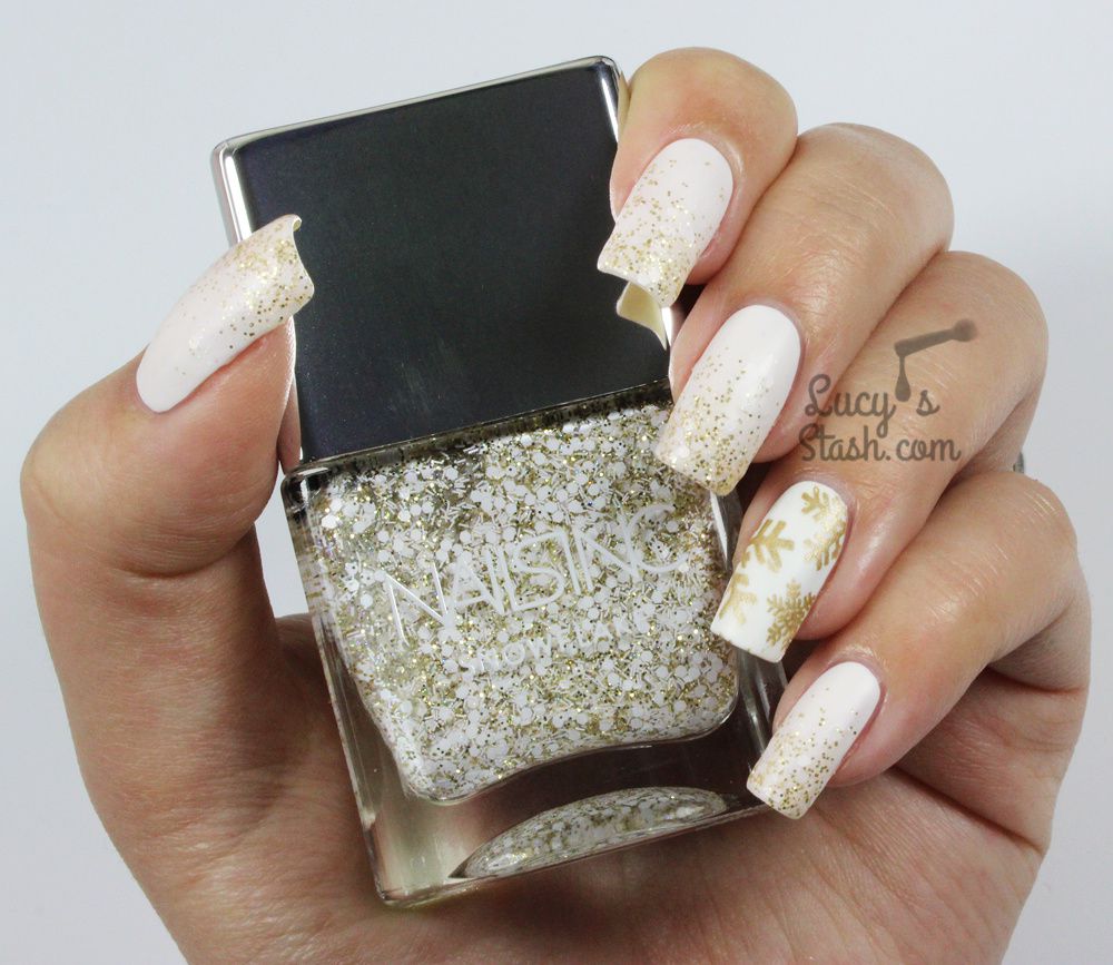Festive White and Gold Glitter Gradient &amp; Snowflake Nails